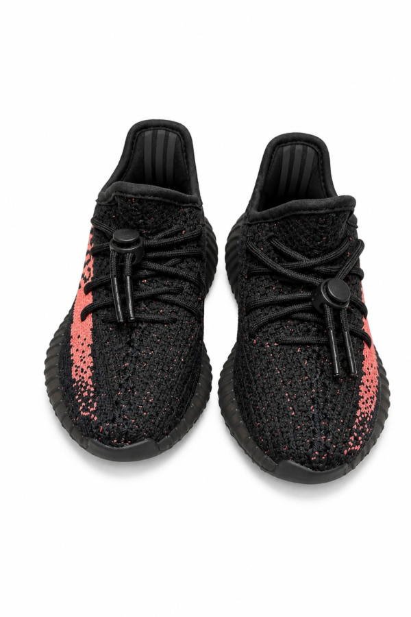 FlexKnit Street Sneakers