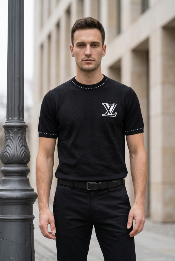 Premium Contrast Stitch Knit Logo T-Shirt